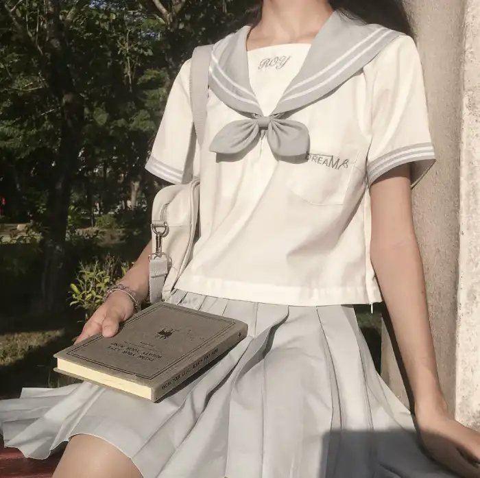 情谜睡美人
